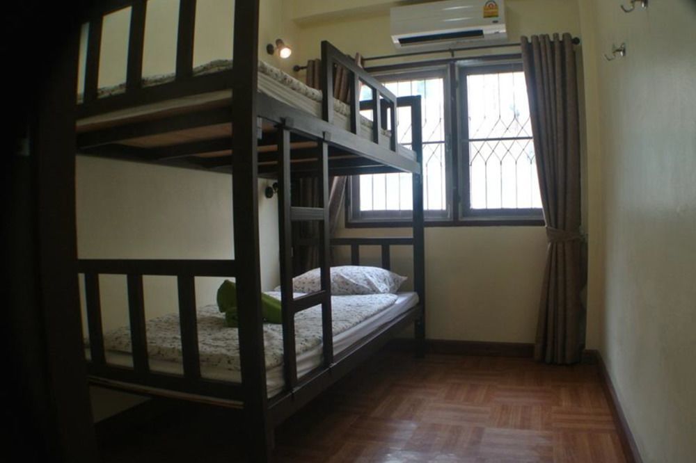 Bed Dee Time Hostel Bangkok Eksteriør bilde