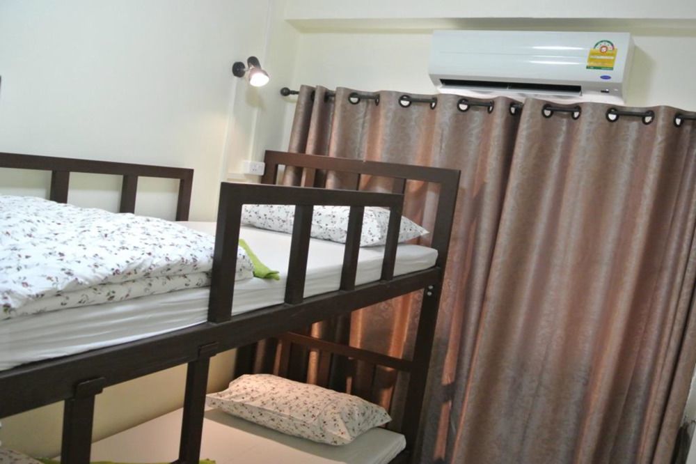 Bed Dee Time Hostel Bangkok Eksteriør bilde